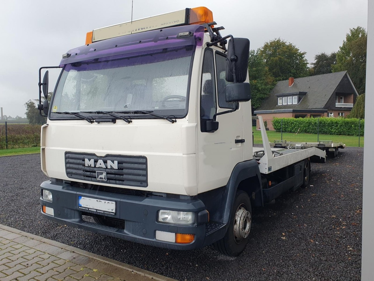 Man LE 8.180 Autotransporter evtl. mit Anhänger - شاحنة نقل سيارات شاحنة: صور 2 Man LE 8.180 Autotransporter evtl. mit Anhänger - شاحنة نقل سيارات شاحنة: صور 2