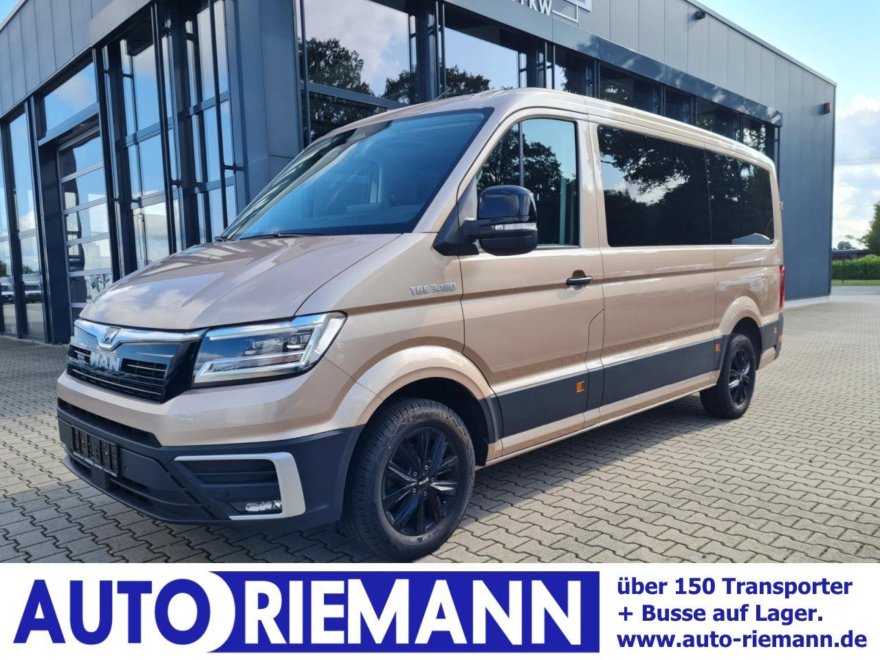 Man TGE 3.180 TDi Kombi 9 Sitze ALU KAMERA LED LEDER Sonderumbau - حافلة صغيرة, ميكروباص: صور 1 Man TGE 3.180 TDi Kombi 9 Sitze ALU KAMERA LED LEDER Sonderumbau - حافلة صغيرة, ميكروباص: صور 1