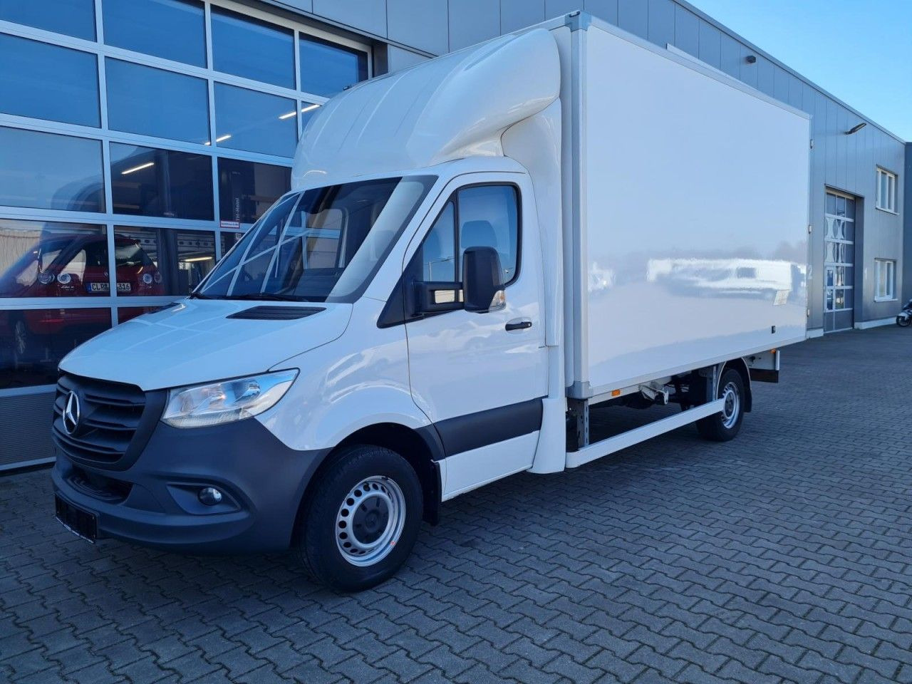 Mercedes-Benz Sprinter 315 CDi RWD Koffer LBW KLIMA TEMPOMAT - الشاحنات الصغيرة صندوق مغلق: صور 3 Mercedes-Benz Sprinter 315 CDi RWD Koffer LBW KLIMA TEMPOMAT - الشاحنات الصغيرة صندوق مغلق: صور 3