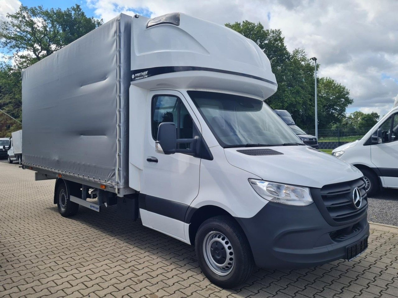 Mercedes-Benz Sprinter 317 CDI Pritsche Plane Schlafkab. RWD - الشاحنات الصغيرة ستائر: صور 3 Mercedes-Benz Sprinter 317 CDI Pritsche Plane Schlafkab. RWD - الشاحنات الصغيرة ستائر: صور 3