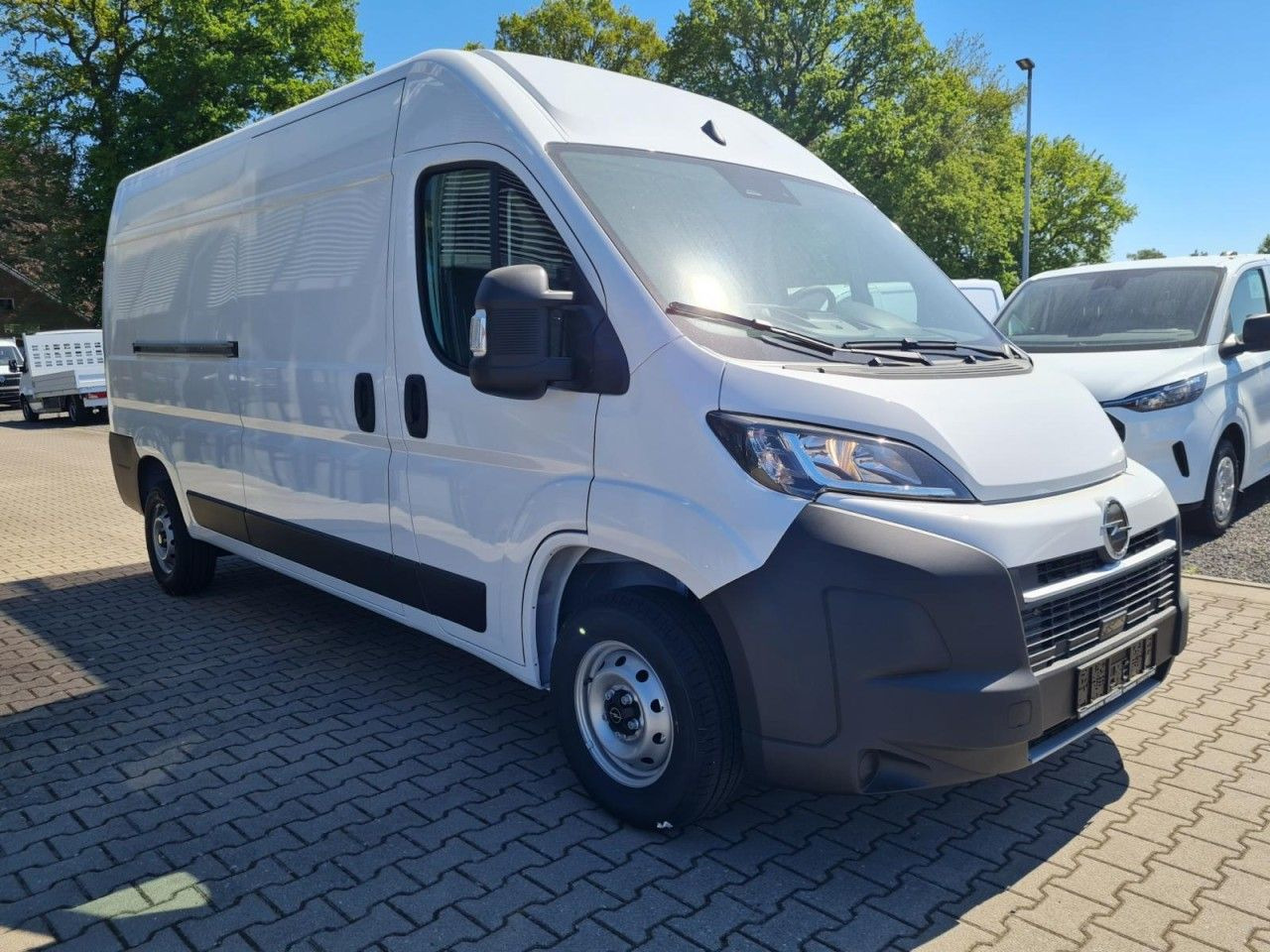 Opel Movano 35 Cargo Kasten L2H2 KLIMA KOMFORT PDC TE - فان: صور 3 Opel Movano 35 Cargo Kasten L2H2 KLIMA KOMFORT PDC TE - فان: صور 3
