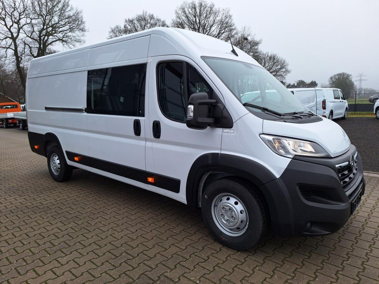 Opel Movano 35 Cargo L4 Doka 6-Sitze verstärkt PDC - فان, الشاحنات الصغيرة كابينة مزدوجة: صور 3 Opel Movano 35 Cargo L4 Doka 6-Sitze verstärkt PDC - فان, الشاحنات الصغيرة كابينة مزدوجة: صور 3