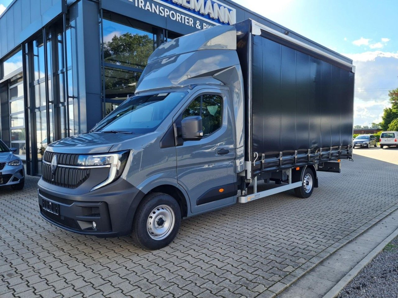Renault Master 35 Pritsche Schiebe Plane dCi 170 Navi Ap - الشاحنات الصغيرة ستائر: صور 2 Renault Master 35 Pritsche Schiebe Plane dCi 170 Navi Ap - الشاحنات الصغيرة ستائر: صور 2