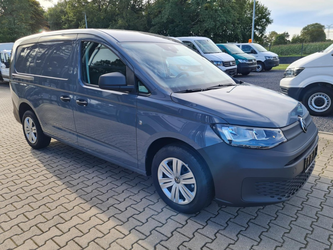 Volkswagen Caddy Kasten Cargo TDI Maxi PDC KLIMA TEMPOMAT - فان المدمجة: صور 3 Volkswagen Caddy Kasten Cargo TDI Maxi PDC KLIMA TEMPOMAT - فان المدمجة: صور 3