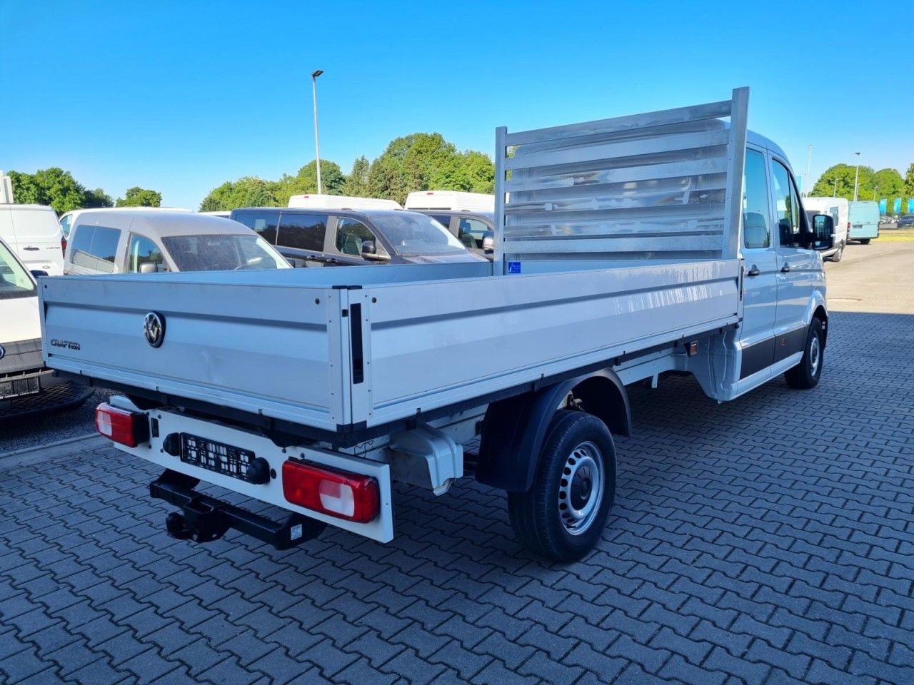 Volkswagen Crafter 35 Doka TDI lang AHK Klima - الشاحنات الصغيرة المسطحة, الشاحنات الصغيرة كابينة مزدوجة: صور 4 Volkswagen Crafter 35 Doka TDI lang AHK Klima - الشاحنات الصغيرة المسطحة, الشاحنات الصغيرة كابينة مزدوجة: صور 4