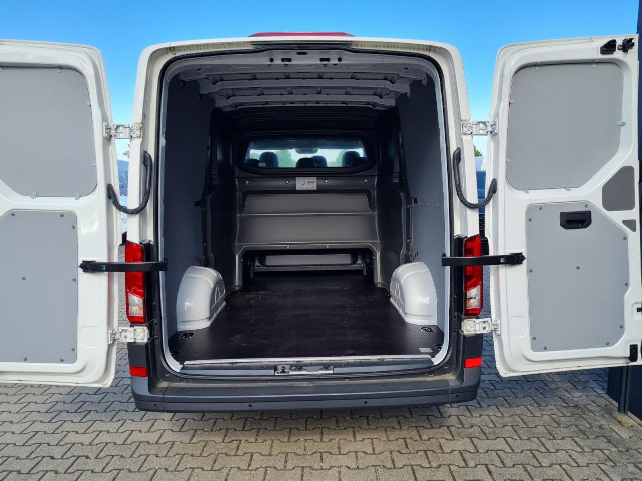 Volkswagen Crafter 35 Kasten Plus Doka Mixto PDC NAVI/APP - فان, الشاحنات الصغيرة كابينة مزدوجة: صور 5 Volkswagen Crafter 35 Kasten Plus Doka Mixto PDC NAVI/APP - فان, الشاحنات الصغيرة كابينة مزدوجة: صور 5