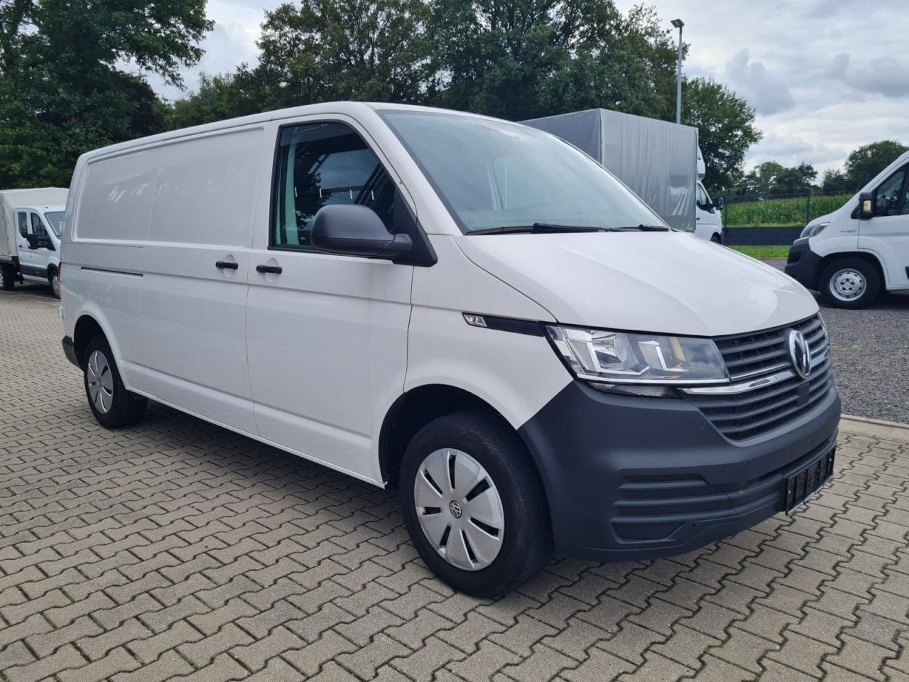 Volkswagen T6.1 Kasten TDi lang Flügeltüren KLIMA Verkleidu - فان المدمجة: صور 3 Volkswagen T6.1 Kasten TDi lang Flügeltüren KLIMA Verkleidu - فان المدمجة: صور 3