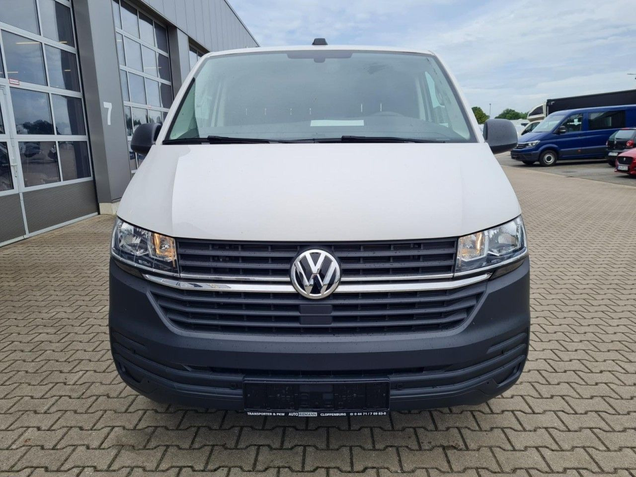 Volkswagen T6.1 Kasten lang DSG KLIMA KOMFORT ACC TEMPO PDC - فان المدمجة: صور 2 Volkswagen T6.1 Kasten lang DSG KLIMA KOMFORT ACC TEMPO PDC - فان المدمجة: صور 2