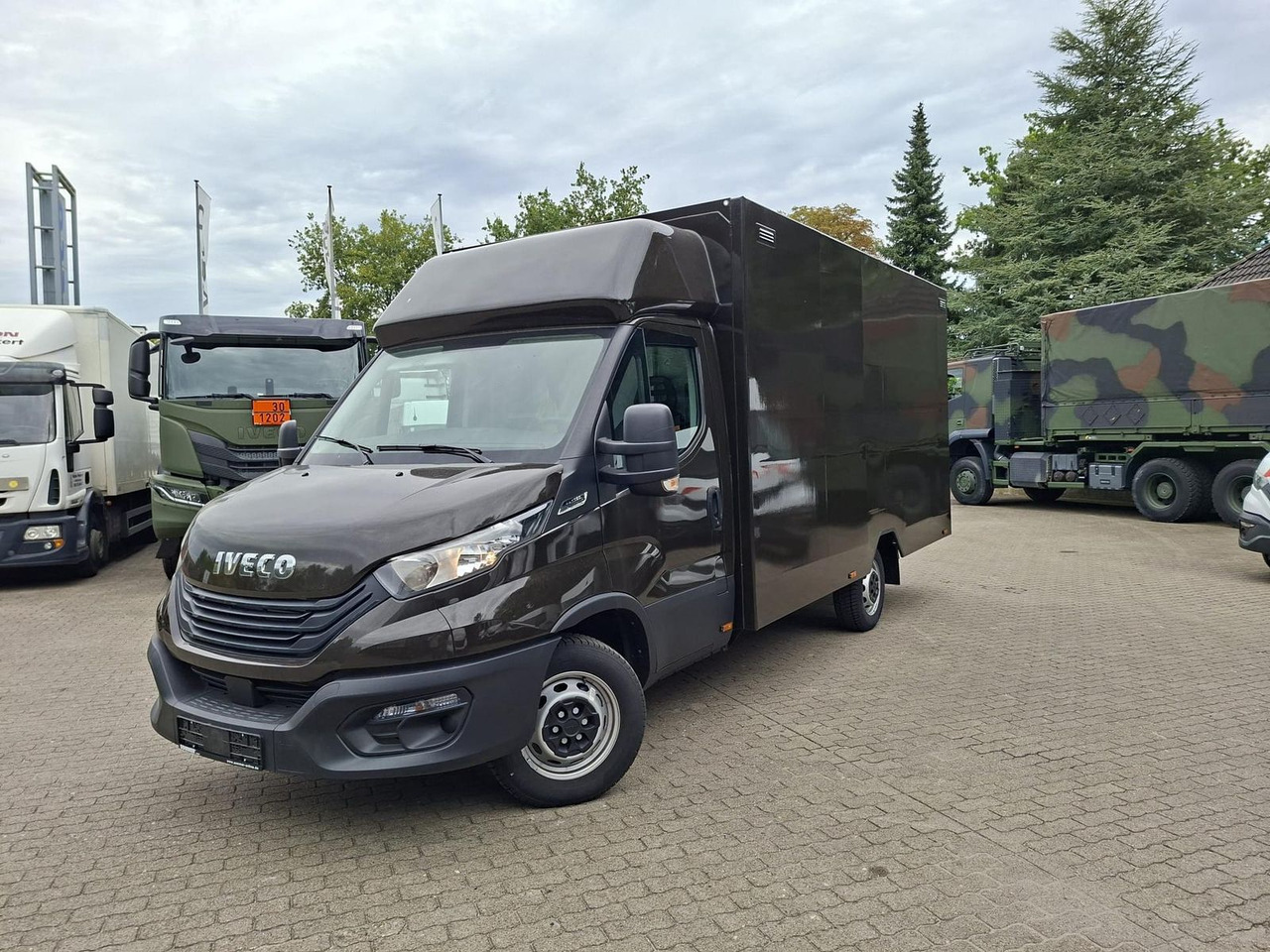 Iveco Daily 35S16A8 Integralkoffer, Kamera - الشاحنات الصغيرة صندوق مغلق: صور 1 Iveco Daily 35S16A8 Integralkoffer, Kamera - الشاحنات الصغيرة صندوق مغلق: صور 1