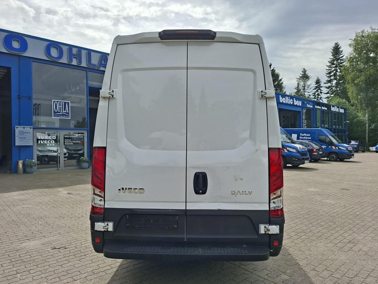 Iveco Daily 35S16A8V KLIMA*RADIO* - فان: صور 4 Iveco Daily 35S16A8V KLIMA*RADIO* - فان: صور 4
