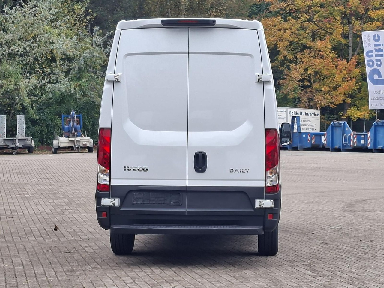 Iveco Daily 35S16V 3520L Klima, Radio - فان: صور 4 Iveco Daily 35S16V 3520L Klima, Radio - فان: صور 4