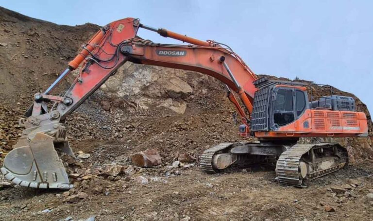 Doosan DX530 LC-3 – excavator / Kettenbagger - حفارة: صور 1 Doosan DX530 LC-3 – excavator / Kettenbagger - حفارة: صور 1