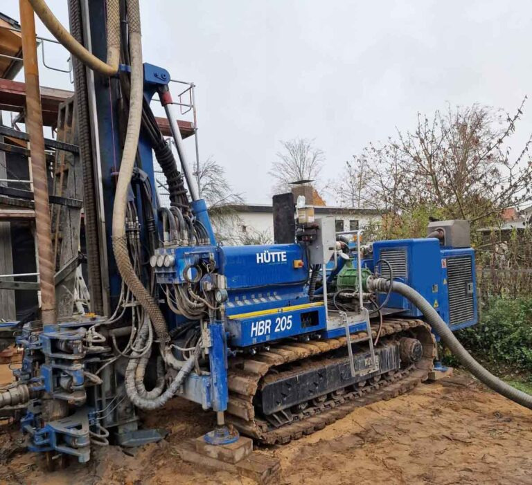 Hütte HBR205 – geothermal drilling rig / Geothermie-Bohrgerät - آلة حفر: صور 1 Hütte HBR205 – geothermal drilling rig / Geothermie-Bohrgerät - آلة حفر: صور 1