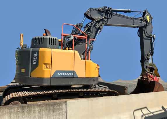 Volvo ECR235 E – excavator / Kettenbagger - حفارة: صور 1 Volvo ECR235 E – excavator / Kettenbagger - حفارة: صور 1