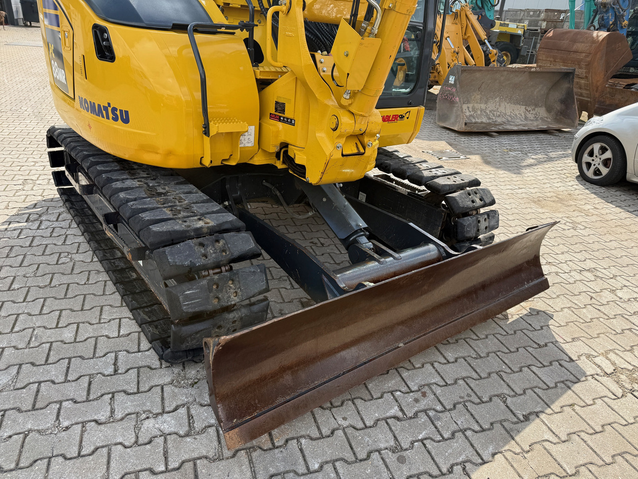 حفارة Komatsu PC88 MR-11E0 Kompaktbagger Verstellausleger Powertilt: صور 17 حفارة Komatsu PC88 MR-11E0 Kompaktbagger Verstellausleger Powertilt: صور 17