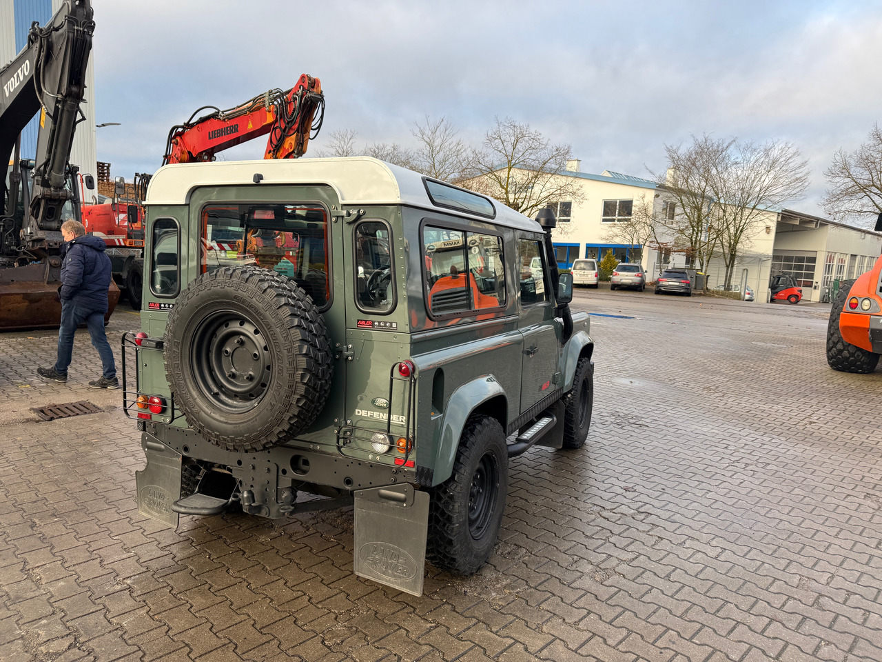 Land Rover Defender 90 2.4TD4 LKW Zulassung AHK - سيارة: صور 5 Land Rover Defender 90 2.4TD4 LKW Zulassung AHK - سيارة: صور 5