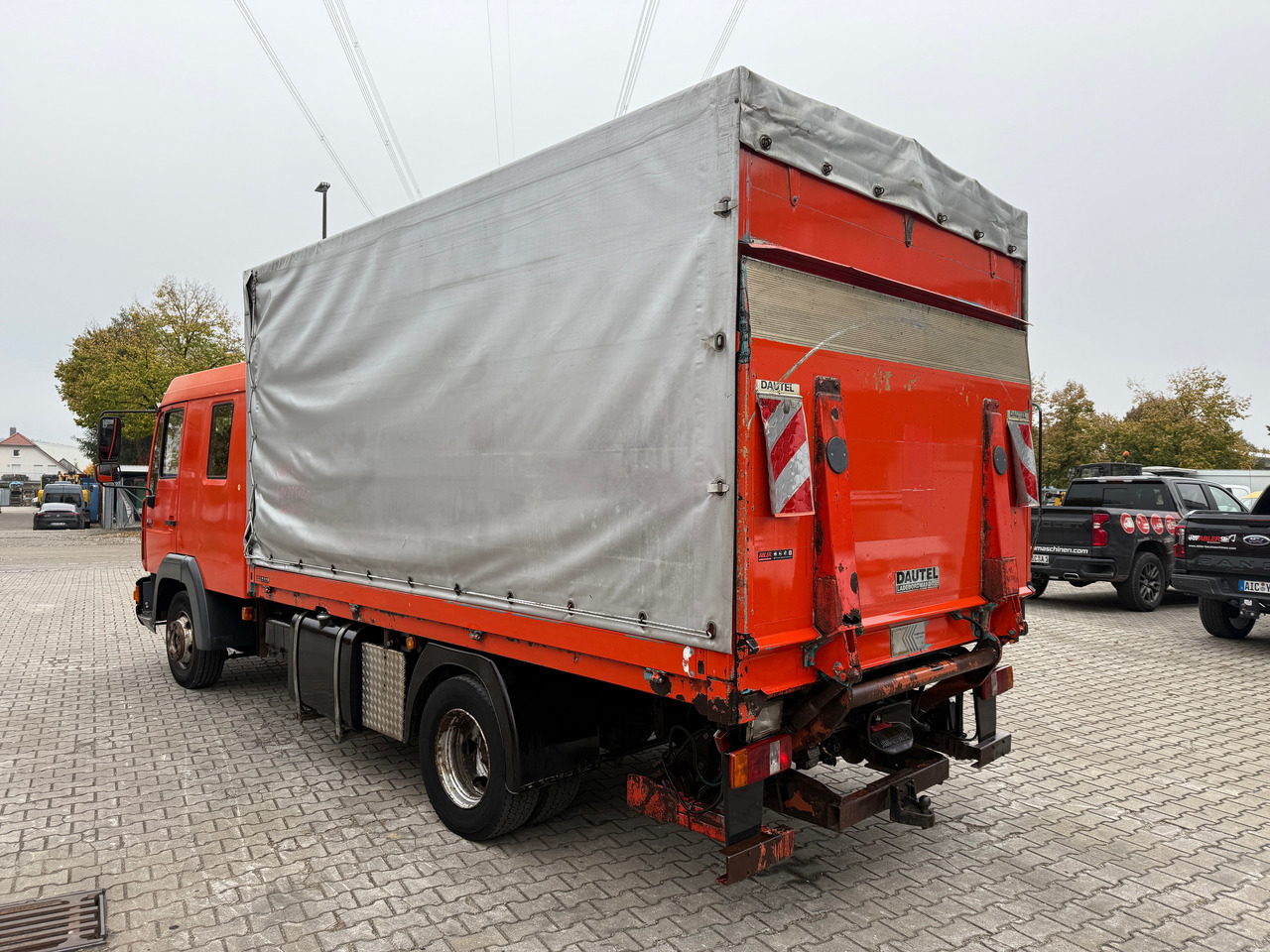 MAN 8.174 Pritsche+Plane+Ladebordwand DOKA L2000 - شاحنة ستارة: صور 5 MAN 8.174 Pritsche+Plane+Ladebordwand DOKA L2000 - شاحنة ستارة: صور 5