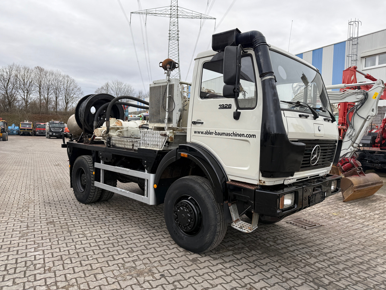 MErcedes-Benz 1928 NG V8 4x4 Uraca Hochdruckpumpe KD412 - سيارة بلدية, شاحنة: صور 3 MErcedes-Benz 1928 NG V8 4x4 Uraca Hochdruckpumpe KD412 - سيارة بلدية, شاحنة: صور 3