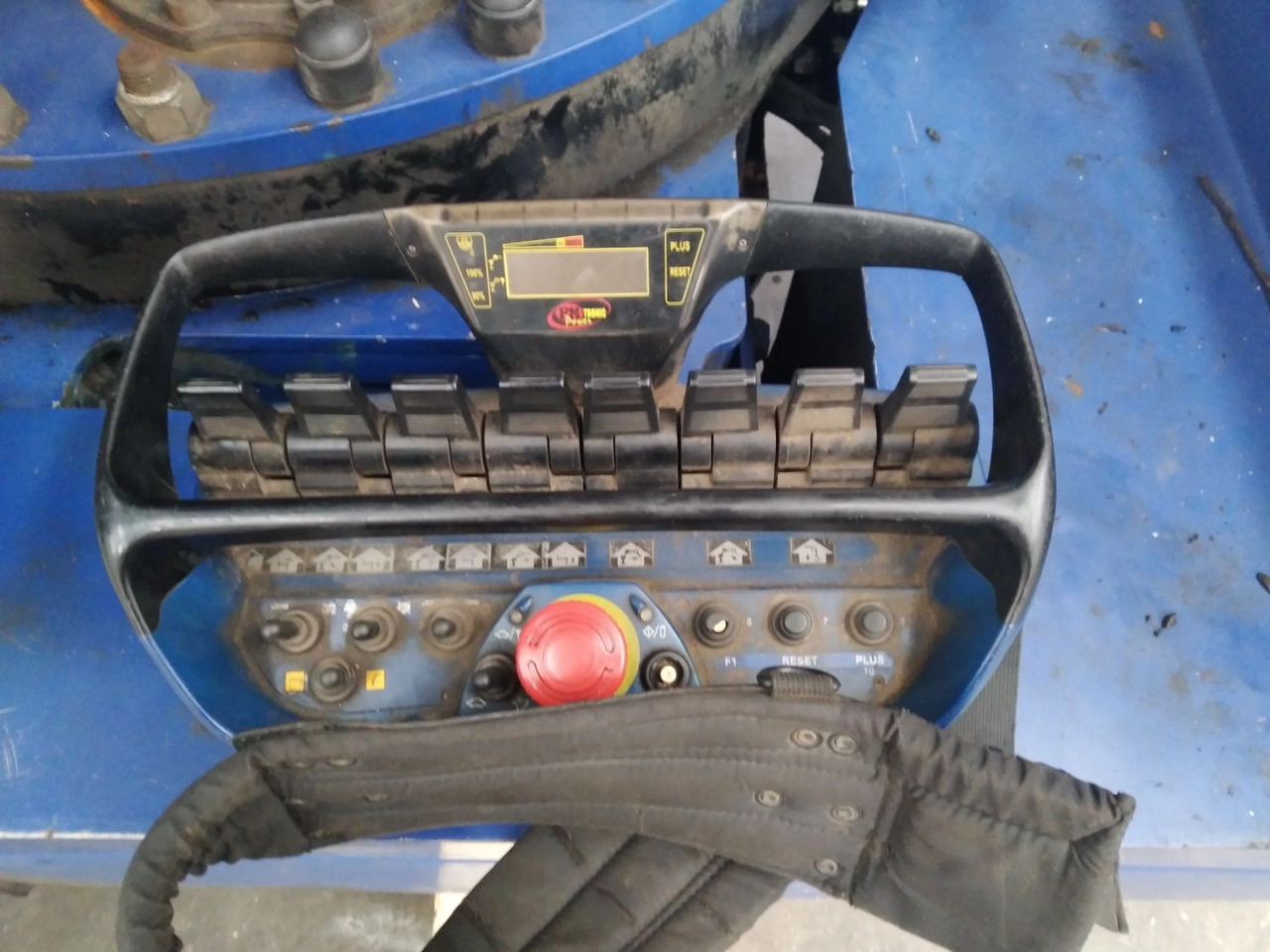 Grúa PM 48 SP - ونش كرين - شاحنة: صور 1 Grúa PM 48 SP - ونش كرين - شاحنة: صور 1