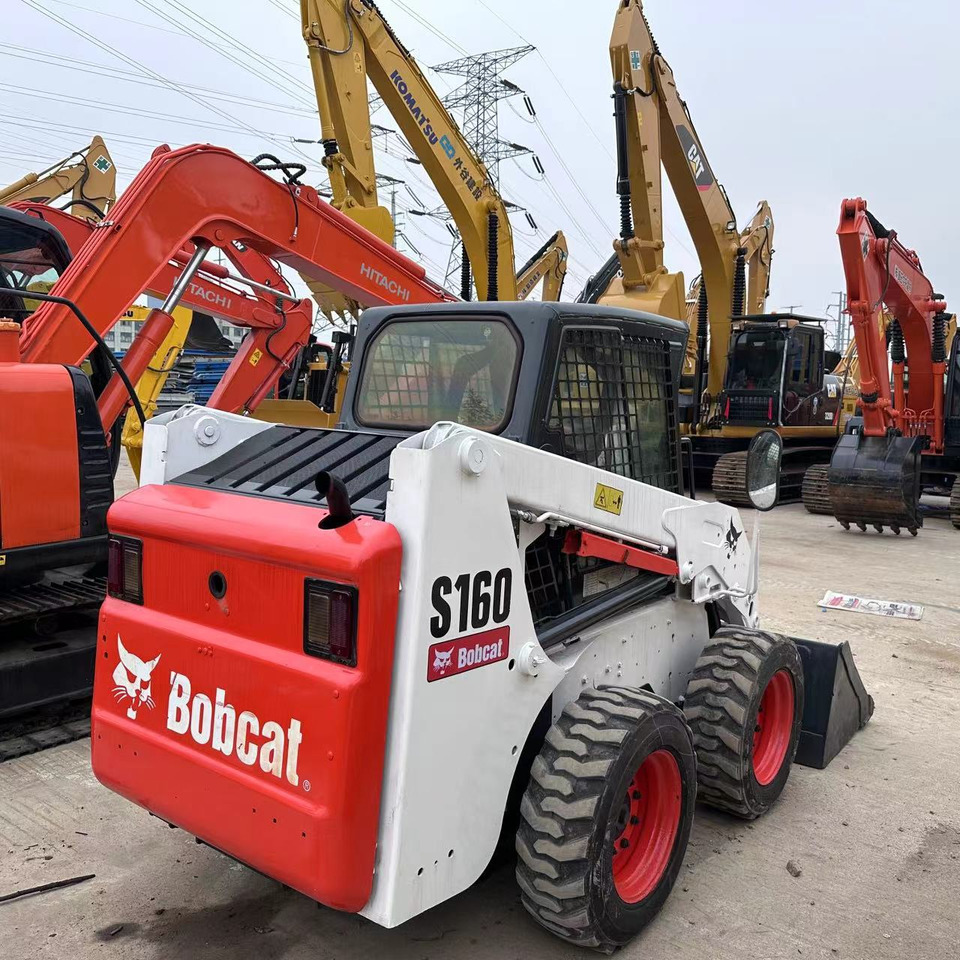 BOBCAT S160 - شيول صغير: صور 2 BOBCAT S160 - شيول صغير: صور 2