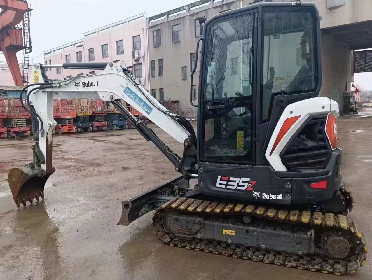 Bobcat E35 - حفارة مصغرة: صور 3 Bobcat E35 - حفارة مصغرة: صور 3