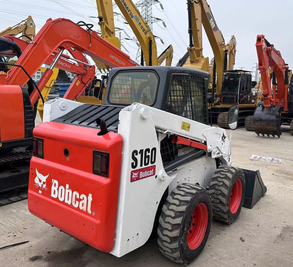 Bobcat S160 - شيول صغير: صور 1 Bobcat S160 - شيول صغير: صور 1
