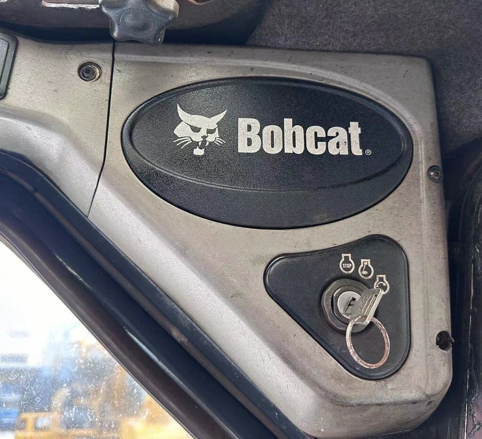 Bobcat S160 - شيول صغير: صور 3 Bobcat S160 - شيول صغير: صور 3