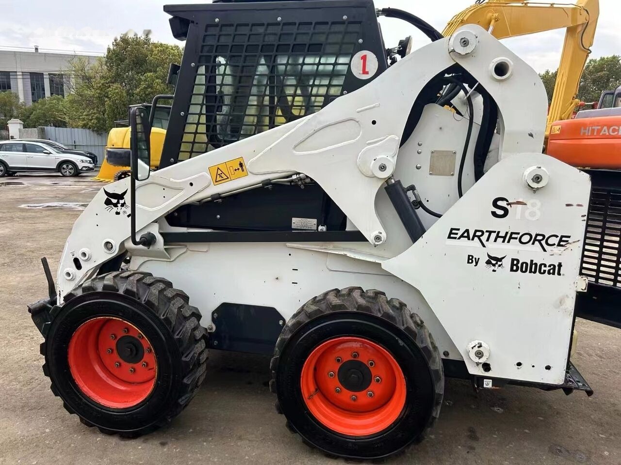Bobcat S18 - شيول صغير: صور 1 Bobcat S18 - شيول صغير: صور 1