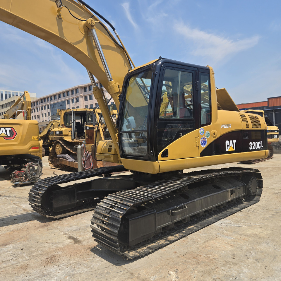 CATERPILLAR 320CL - حفارة: صور 4 CATERPILLAR 320CL - حفارة: صور 4