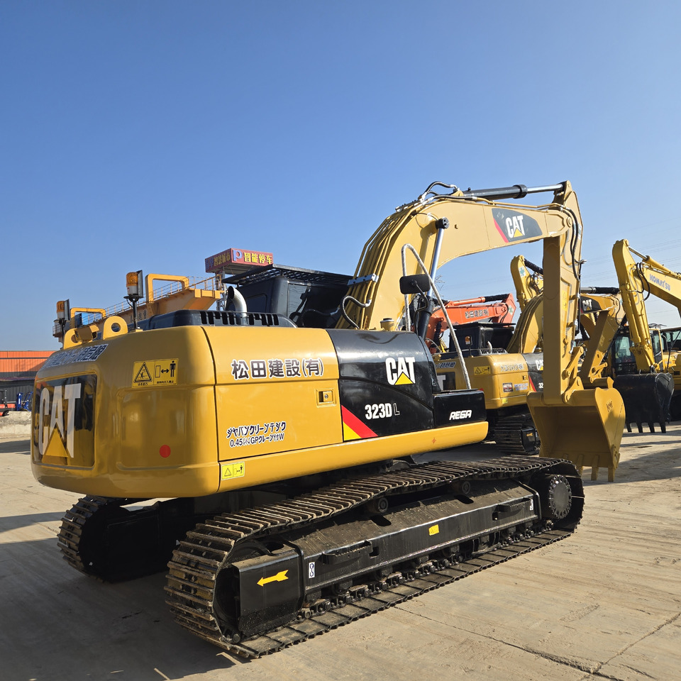 CATERPILLAR 323D L - حفارة: صور 3 CATERPILLAR 323D L - حفارة: صور 3