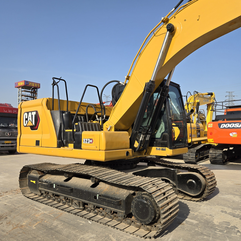 CATERPILLAR 323GC - حفارة: صور 2 CATERPILLAR 323GC - حفارة: صور 2