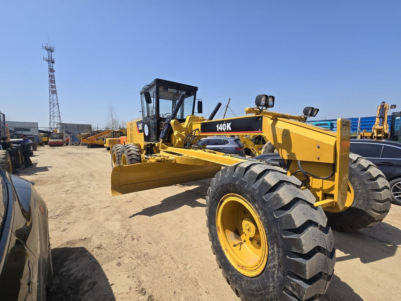 Caterpillar 140K - آلة تسوية الأرض: صور 3 Caterpillar 140K - آلة تسوية الأرض: صور 3