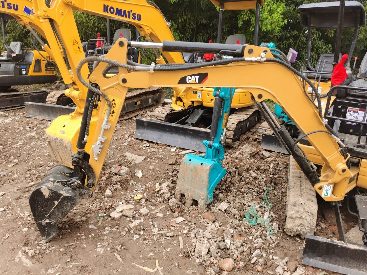 Caterpillar 301.5CR - حفارة مصغرة: صور 2 Caterpillar 301.5CR - حفارة مصغرة: صور 2