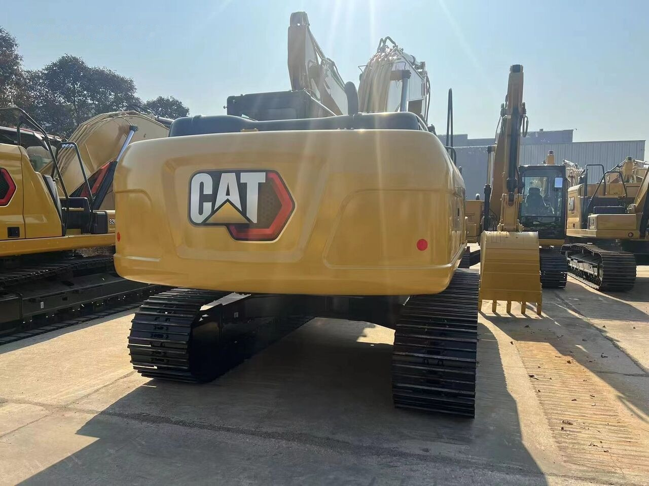 Caterpillar 323GX - حفارات زحافة: صور 5 Caterpillar 323GX - حفارات زحافة: صور 5