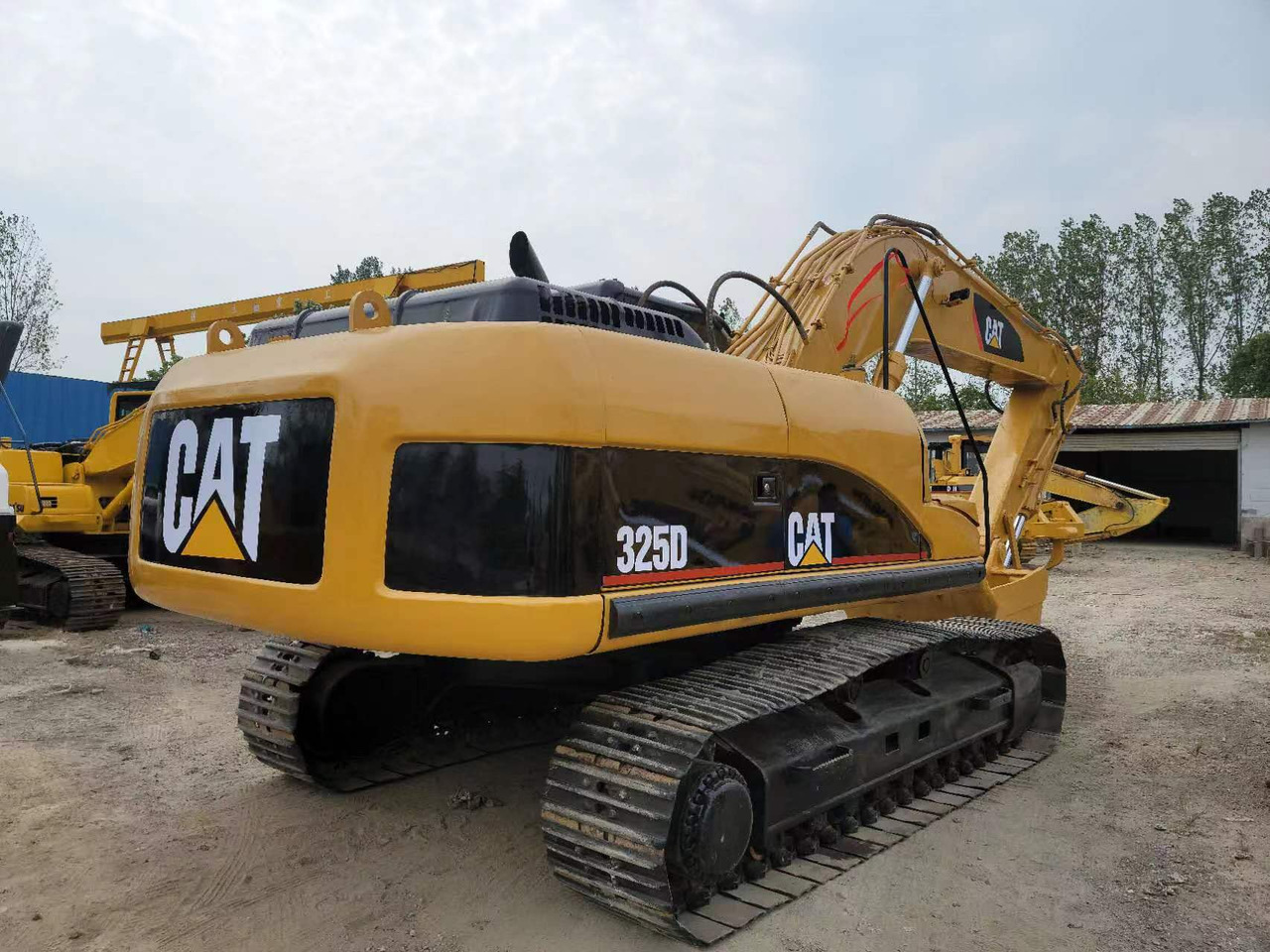 Caterpillar 325D - حفارات زحافة: صور 4 Caterpillar 325D - حفارات زحافة: صور 4