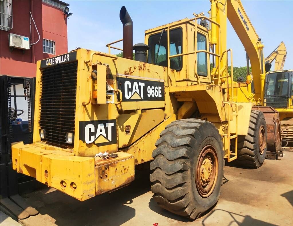 Caterpillar 966 E - اللودر بعجل: صور 1 Caterpillar 966 E - اللودر بعجل: صور 1