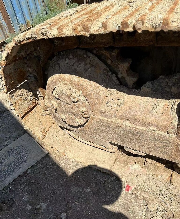 Caterpillar D6G-2 - بلدوزر: صور 2 Caterpillar D6G-2 - بلدوزر: صور 2