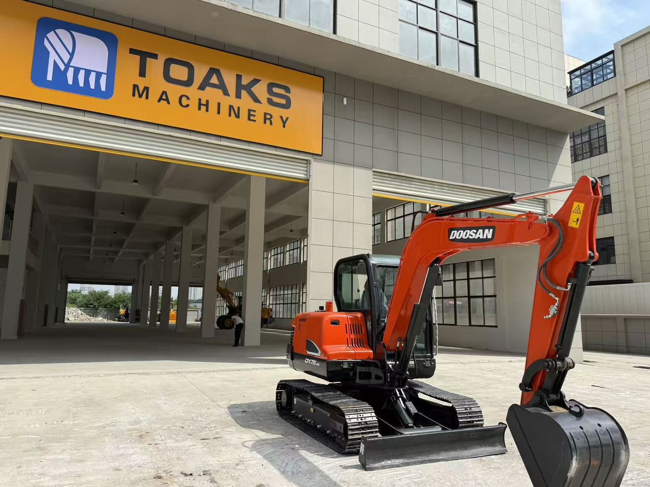 DOOSAN DX75 - حفارة مصغرة: صور 2 DOOSAN DX75 - حفارة مصغرة: صور 2