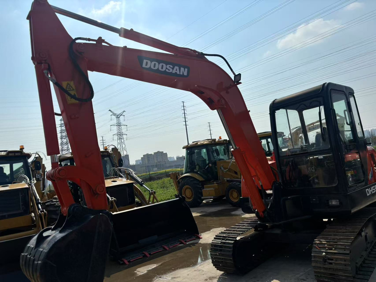 Doosan DH55 - حفارة مصغرة: صور 5 Doosan DH55 - حفارة مصغرة: صور 5