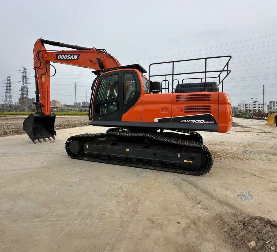 Doosan DX300 - حفارات زحافة: صور 1 Doosan DX300 - حفارات زحافة: صور 1