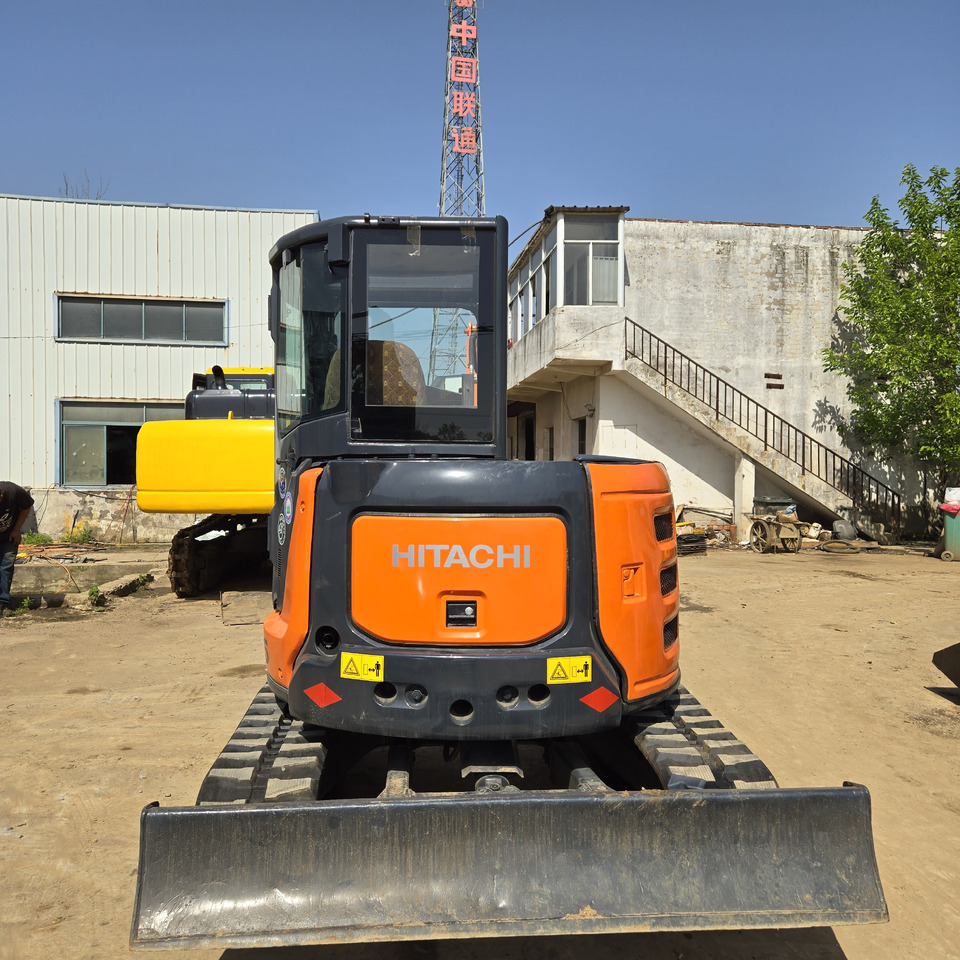 HITACHI ZX55 - حفارة مصغرة: صور 3 HITACHI ZX55 - حفارة مصغرة: صور 3
