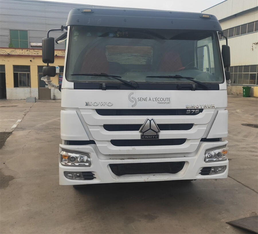 Howo ZZ1257N4347C1 - شاحنة خلاطة خرسانة: صور 3 Howo ZZ1257N4347C1 - شاحنة خلاطة خرسانة: صور 3