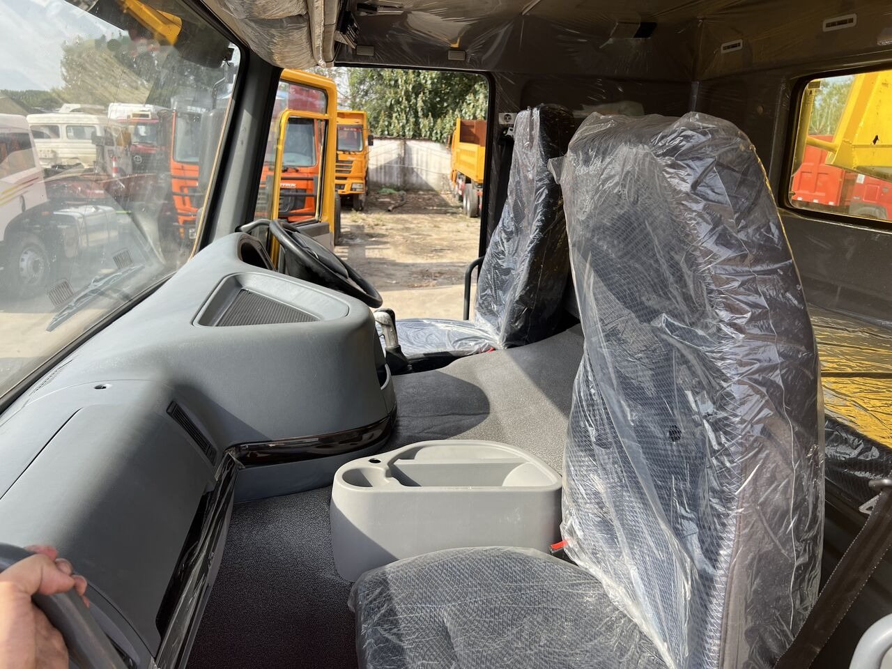 Howo - قلابات: صور 2 Howo - قلابات: صور 2