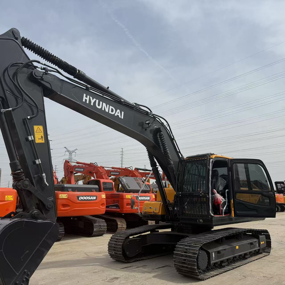 Hyundai 220LC-9S - حفارات زحافة: صور 1 Hyundai 220LC-9S - حفارات زحافة: صور 1