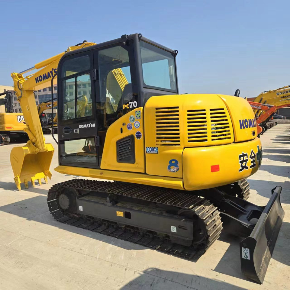 KOMATSU PC70-8 - حفارة مصغرة: صور 5 KOMATSU PC70-8 - حفارة مصغرة: صور 5