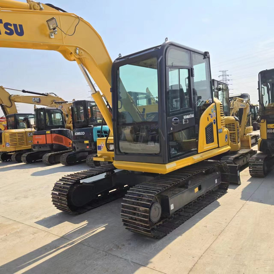 KOMATSU PC70-8 - حفارة مصغرة: صور 3 KOMATSU PC70-8 - حفارة مصغرة: صور 3