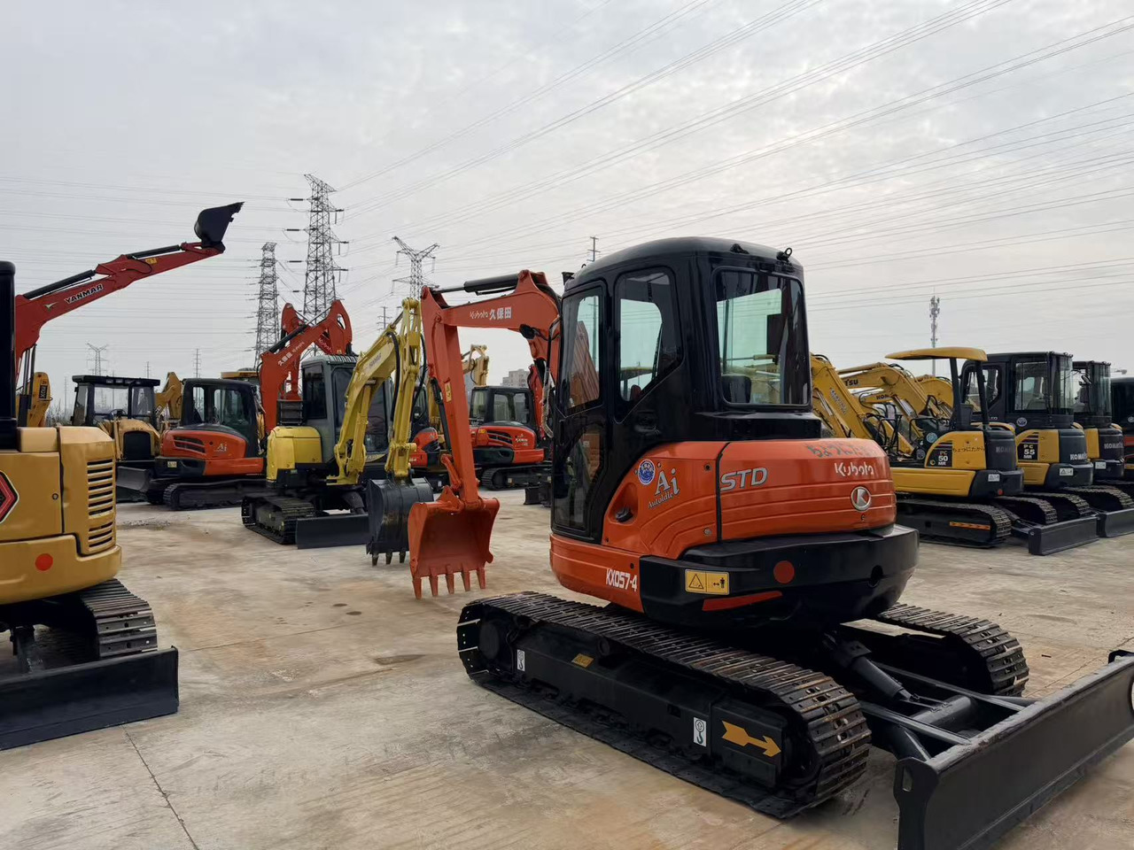 KUBOTA KX057-4 - حفارة مصغرة: صور 4 KUBOTA KX057-4 - حفارة مصغرة: صور 4