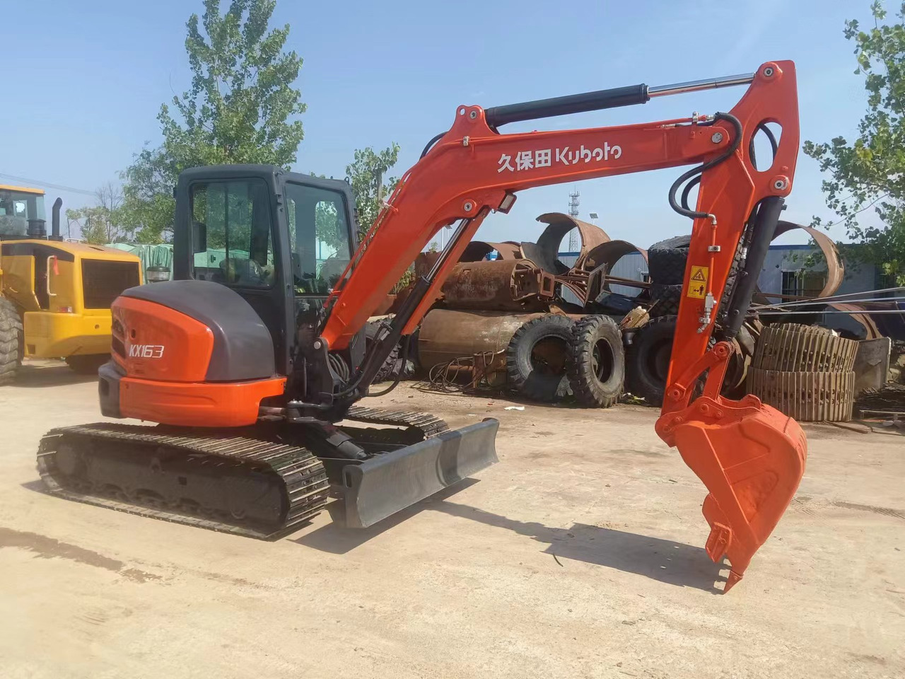 KUBOTA KX163 - حفارة مصغرة: صور 1 KUBOTA KX163 - حفارة مصغرة: صور 1