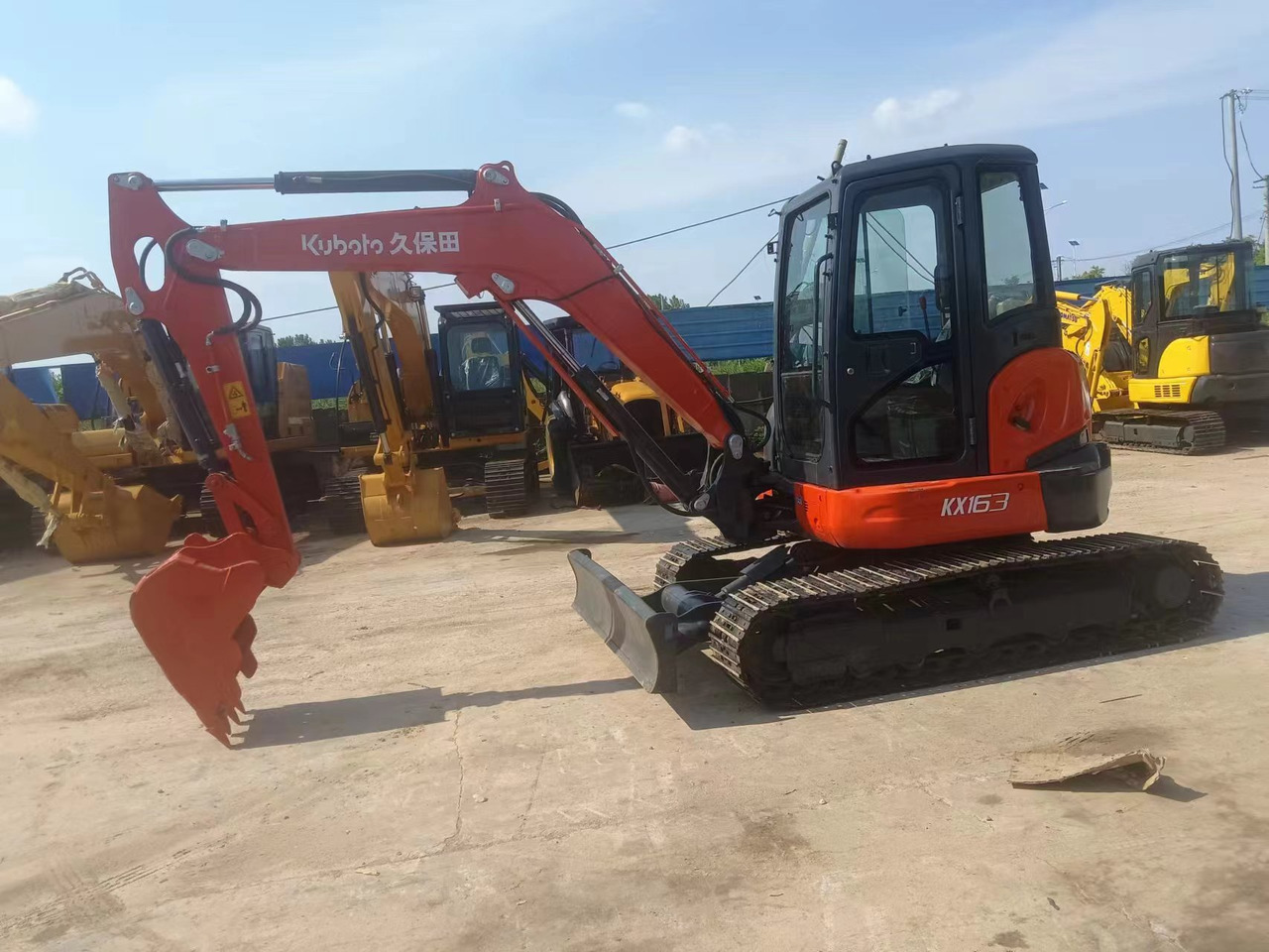 KUBOTA KX163 - حفارة مصغرة: صور 3 KUBOTA KX163 - حفارة مصغرة: صور 3