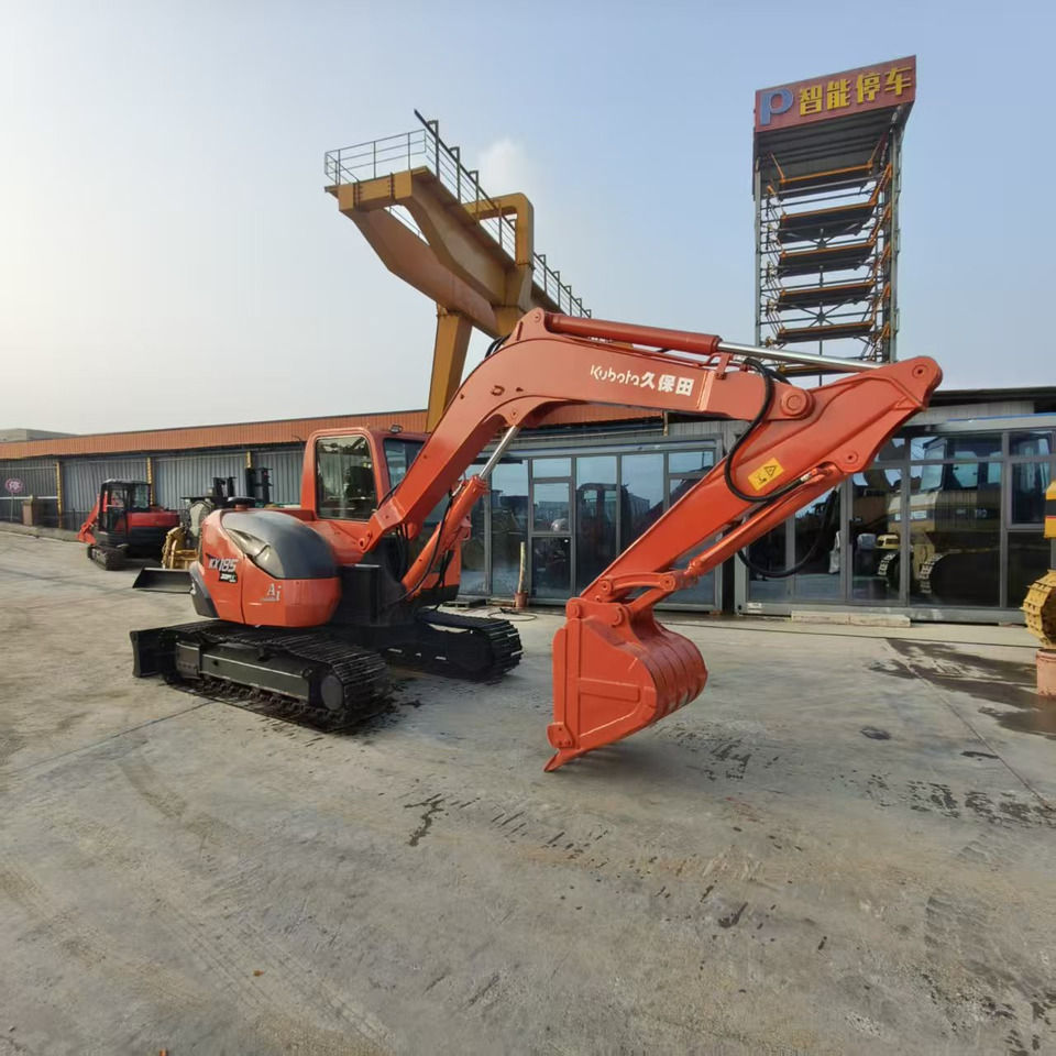 KUBOTA KX185 - حفارة مصغرة: صور 3 KUBOTA KX185 - حفارة مصغرة: صور 3